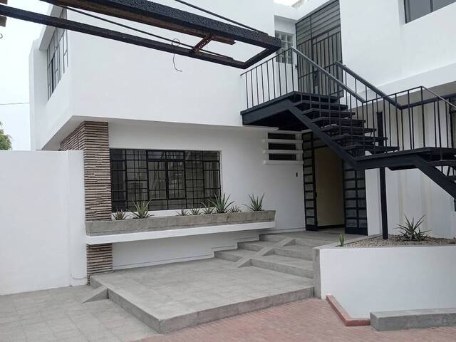 #AG-L003-26 - Casa de dos o más pisos para Venta en Lima - LIM
